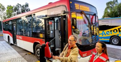 a que hora dejan de pasar las micros en santiago