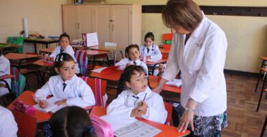 como celebrar el dia del profesor y profesora en chile