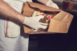 Cómo entregar comida con Uber Eats en Chile como-entregar-comida-con-uber-eats-en-chile