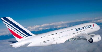 como reservar vuelos de air france de santiago a paris
