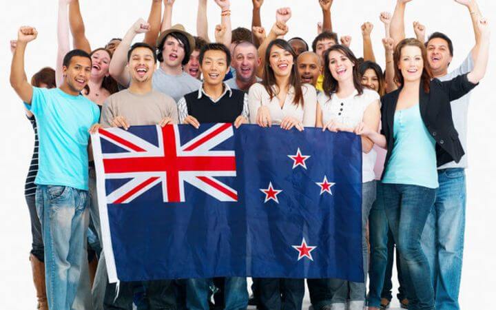 como se escribe correctamente nueva zelandia o nueva zelanda