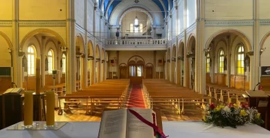 como visitar la iglesia sagrado corazon de jesus en puerto varas