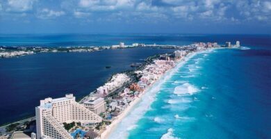 cual es la distancia entre cancun y playa del carmen