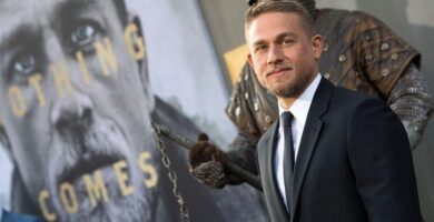 cuales son los personajes de el rey arturo la leyenda de la espada