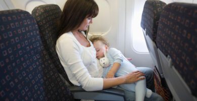 cuantos dias deben pasar para que un recien nacido pueda viajar