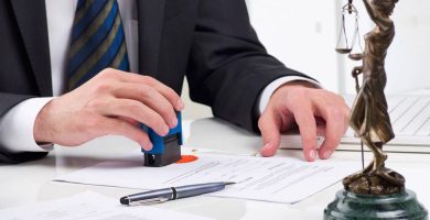 donde se estudia para ser notario en peru