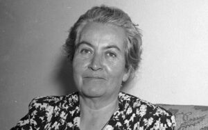 Cuál es el poema de Gabriela Mistral dedicado a la madre gabriela-mistral