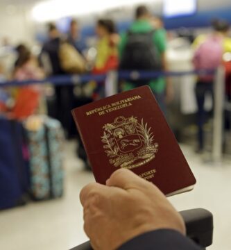 que aerolineas aceptan pasaporte vencido en chile