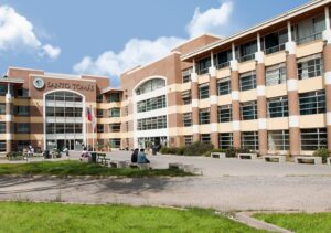 Qué carreras ofrece Santo Tomás en La Serena que-carreras-ofrece-santo-tomas-en-la-serena