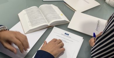 que hace un notario en la herencia