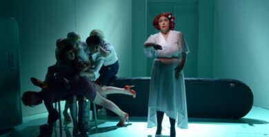 que obras de teatro sobre los sentimientos hay en chile