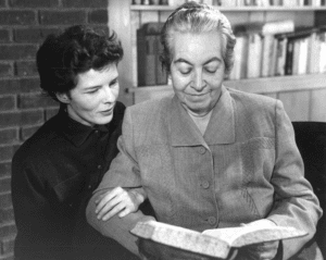 Qué revelan las cartas de Gabriela Mistral a Doris Dana que-revelan-las-cartas-de-gabriela-mistral-a-doris-dana